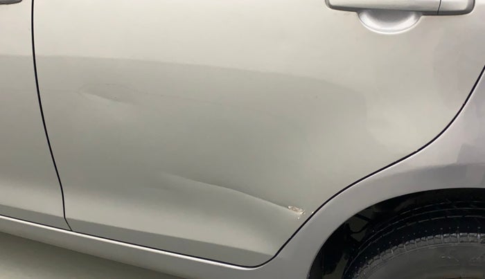 2016 Maruti Swift LXI (O), Petrol, Manual, 48,911 km, Rear left door - Minor scratches