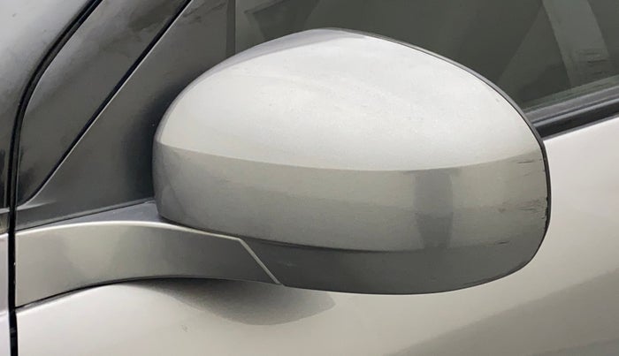 2016 Maruti Swift LXI (O), Petrol, Manual, 48,911 km, Left rear-view mirror - Minor scratches