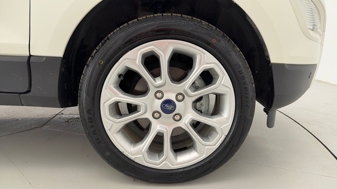 2019 Ford Ecosport Titanium, Automatic, 42366 km, Right Front Wheel