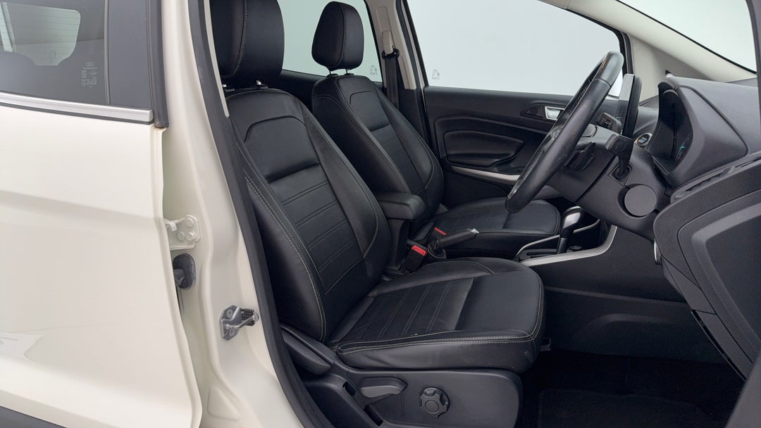 2019 Ford Ecosport Titanium, Automatic, 42366 km, Right Side Front Door Cabin View