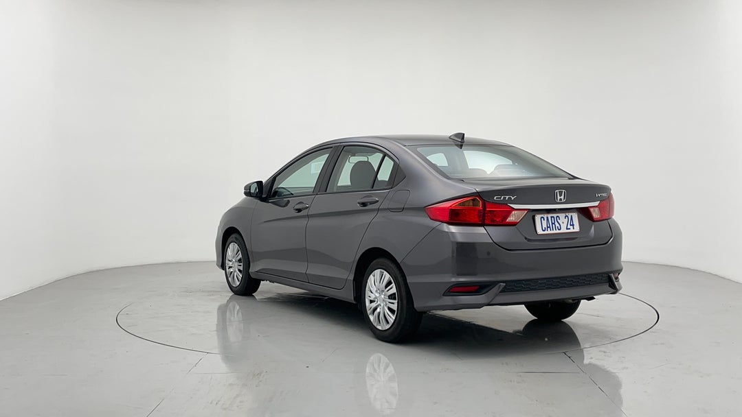 Left Back Diagonal (45- Degree) View