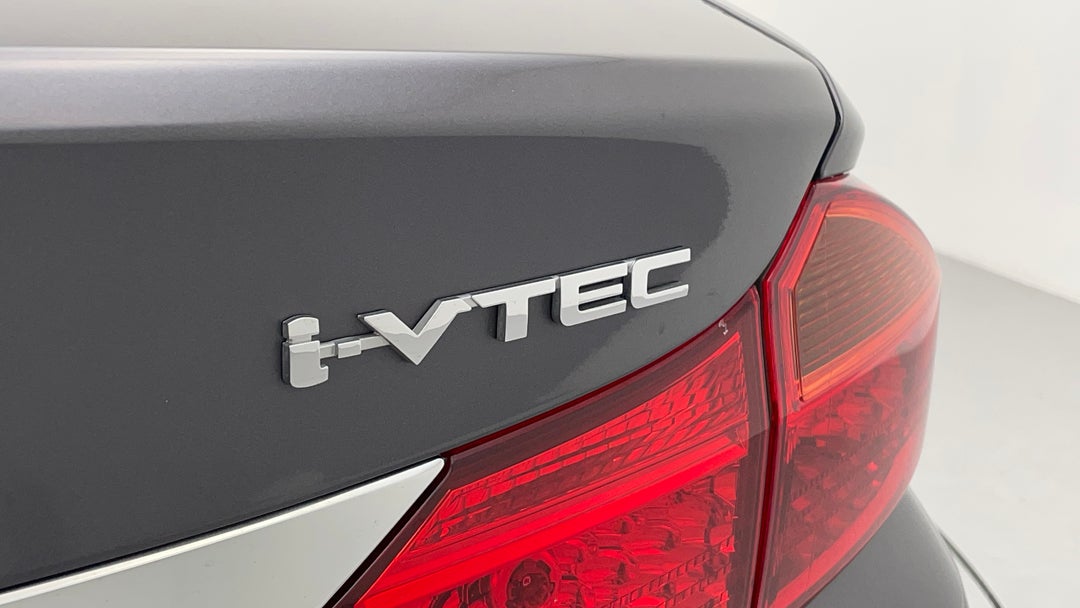 Badge (Boot Right Side)