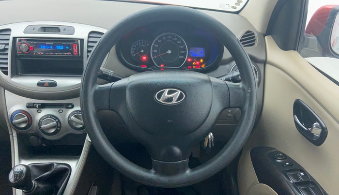 2011 Hyundai i10 MAGNA 1.2 KAPPA2, Petrol, Manual, 33,286 km, Steering Wheel Close-up
