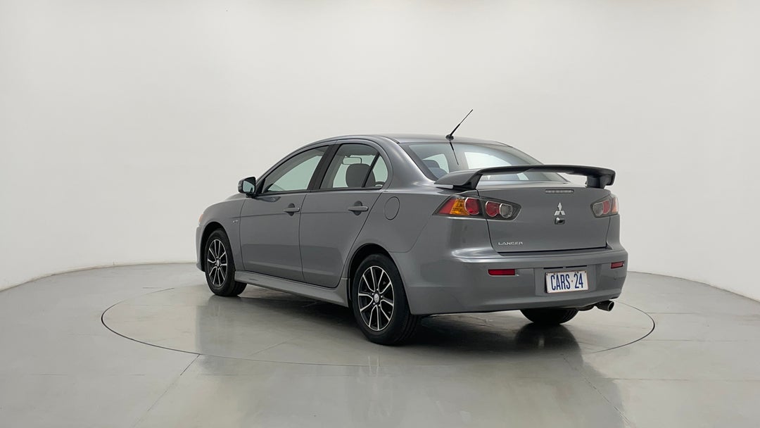 Left Back Diagonal (45- Degree) View