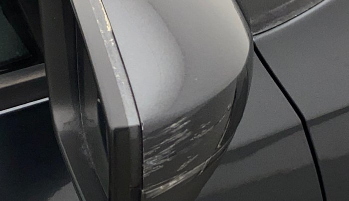 2018 Skoda Rapid AMBITION 1.6 MPI MT, Petrol, Manual, 72,675 km, Right rear-view mirror - Minor scratches