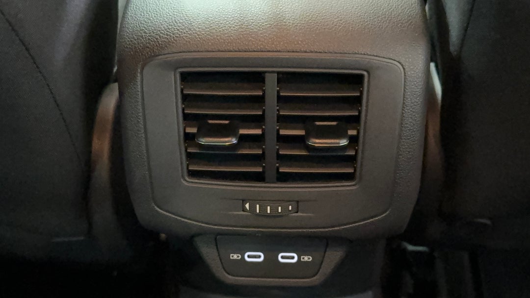 Rear A/C Vent