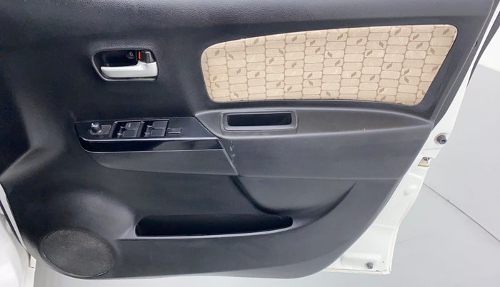 2018 Maruti Wagon R 1.0 VXI, Petrol, Manual, 64,775 km, Driver Side Door Panels Control
