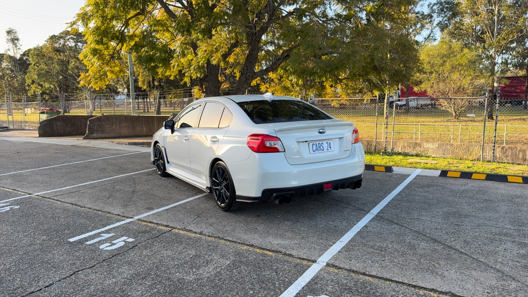 Left Back Diagonal (45- Degree) View