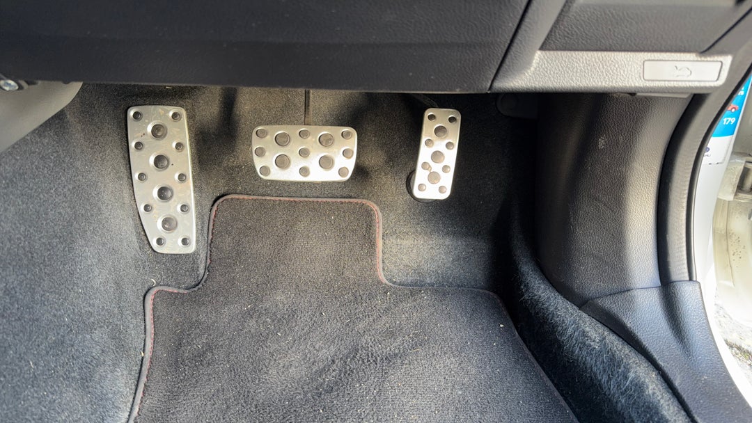 Pedals and Footmat