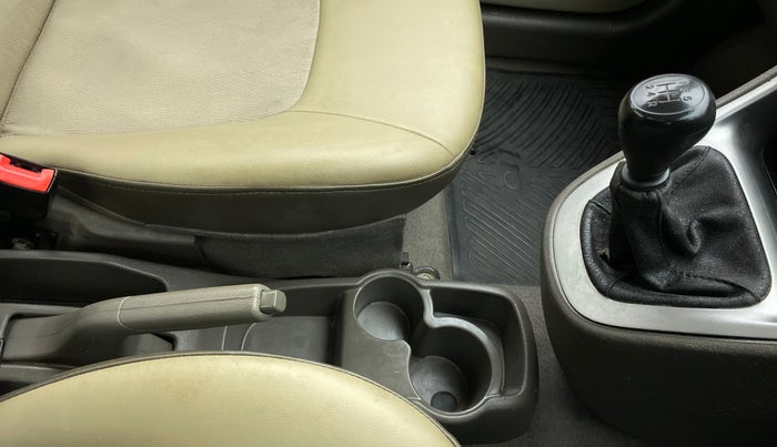2013 Hyundai i10 MAGNA 1.2 KAPPA2, Petrol, Manual, 39,765 km, Gear Lever