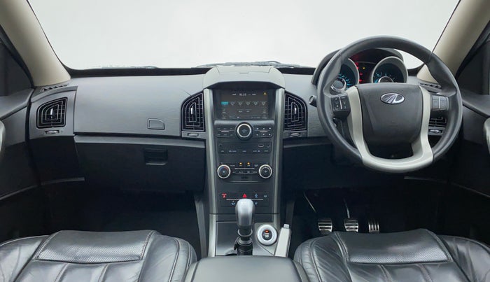 2017 Mahindra XUV500 W10 FWD, Diesel, Manual, 65,473 km, Dashboard