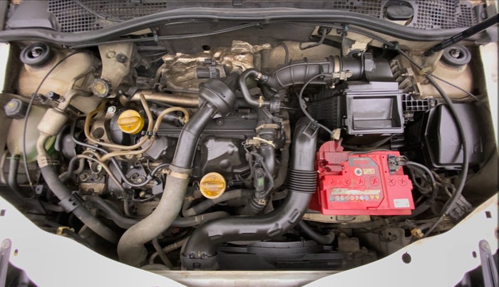 2016 Renault Duster RXL 85PS EXPLORE, Diesel, Manual, 52,305 km, Open Bonet
