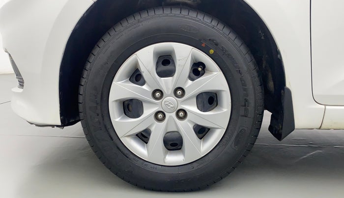 2017 Hyundai Elite i20 MAGNA 1.4 AT, Petrol, Automatic, 62,100 km, Left Front Wheel
