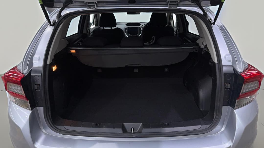 2022 Subaru Impreza 2.0i Premium (AWD), Automatic, 27473 km, Boot Inside View