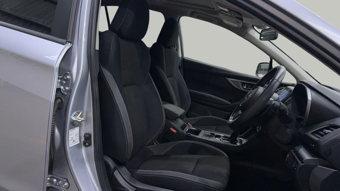 2022 Subaru Impreza 2.0i Premium (AWD), Automatic, 27473 km, Right Side Front Door Cabin View
