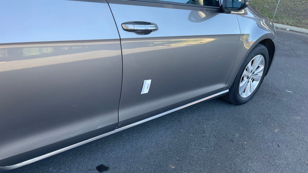 Doors Front LHS Scratch