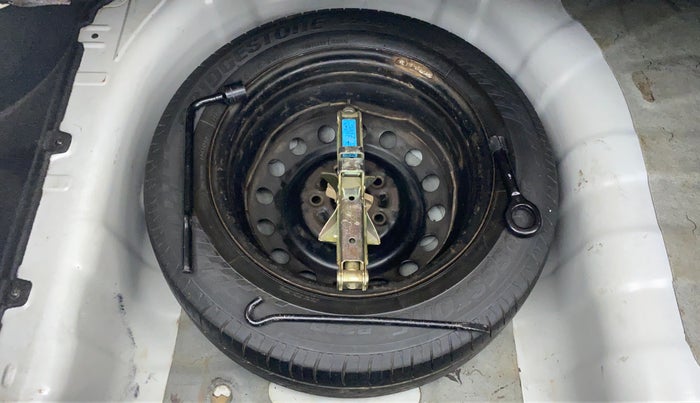 2015 Hyundai Verna FLUIDIC 1.6 CRDI S (o), Diesel, Manual, 78,894 km, Spare Tyre