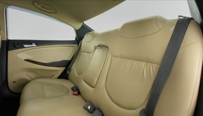 2015 Hyundai Verna FLUIDIC 1.6 CRDI S (o), Diesel, Manual, 78,894 km, Right Side Rear Door Cabin