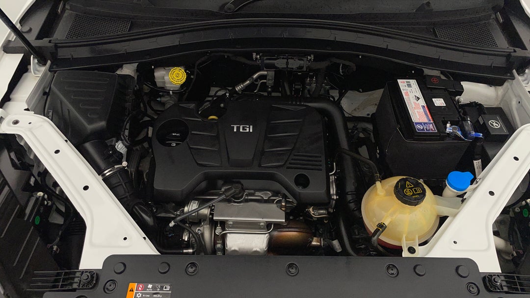 Open Bonnet (Engine)