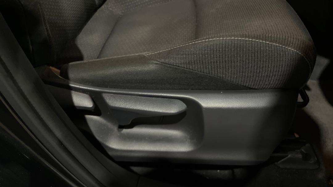 2018 Toyota C-HR (2WD), Automatic, 82458 km, Drivers Side Adjustment Panel