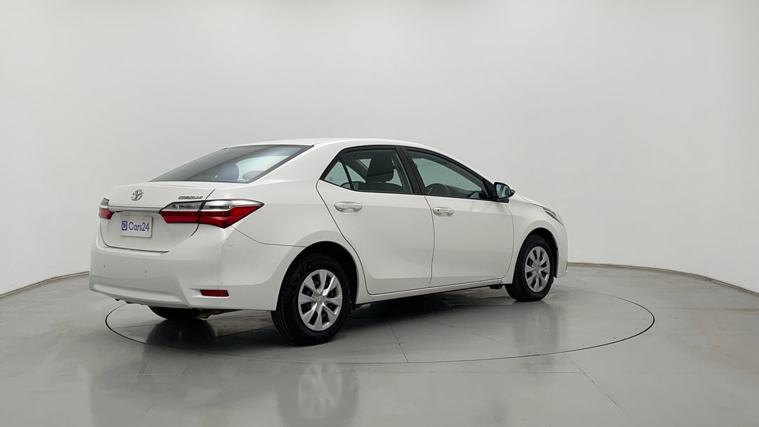 Right Back Diagonal (45- Degree) View