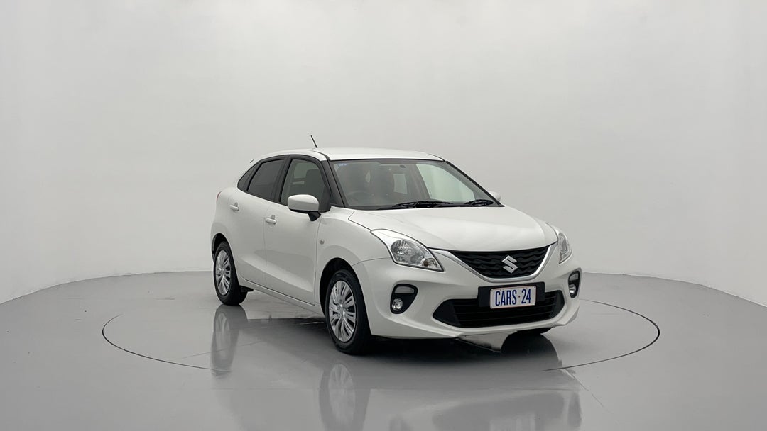 Right Front Diagonal (45- Degree) View