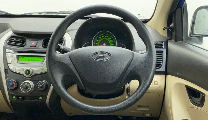 2013 Hyundai Eon MAGNA +, Petrol, Manual, 19,675 km, Steering Wheel Close Up