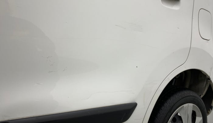 2018 Maruti Wagon R 1.0 VXI AMT, Petrol, Automatic, 39,068 km, Rear left door - Minor scratches