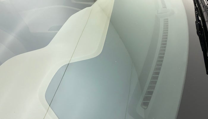 2015 Hyundai Elite i20 MAGNA 1.2, Petrol, Manual, 36,617 km, Front windshield - Minor spot on windshield