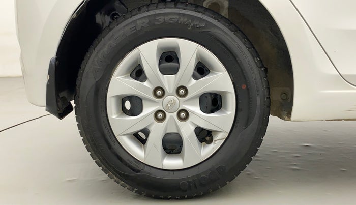 2015 Hyundai Elite i20 MAGNA 1.2, Petrol, Manual, 36,617 km, Right Rear Wheel
