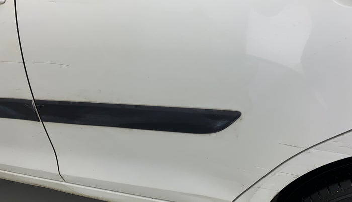 2012 Maruti Swift VXI D, CNG, Manual, 67,917 km, Rear left door - Minor scratches