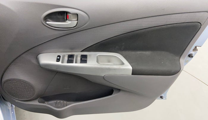 2011 Toyota Etios V, Petrol, Manual, 43,968 km, Driver Side Door Panels Control