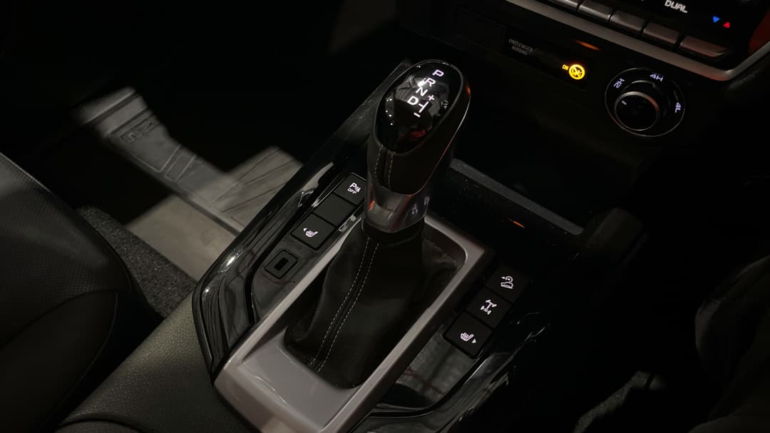 2022 Isuzu D-MAX Ls-u+ (4x4), Automatic, 60846 km, Gear Lever 