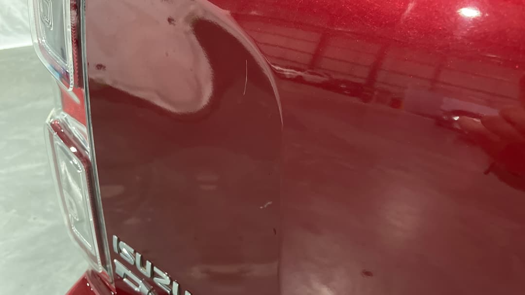 2022 Isuzu D-MAX Ls-u+ (4x4), Automatic, 60846 km, Boot / Tailgate Tailgate Scratch