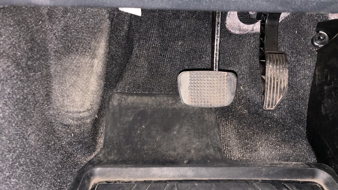 2022 Isuzu D-MAX Ls-u+ (4x4), Automatic, 60846 km, Pedals and Footmat