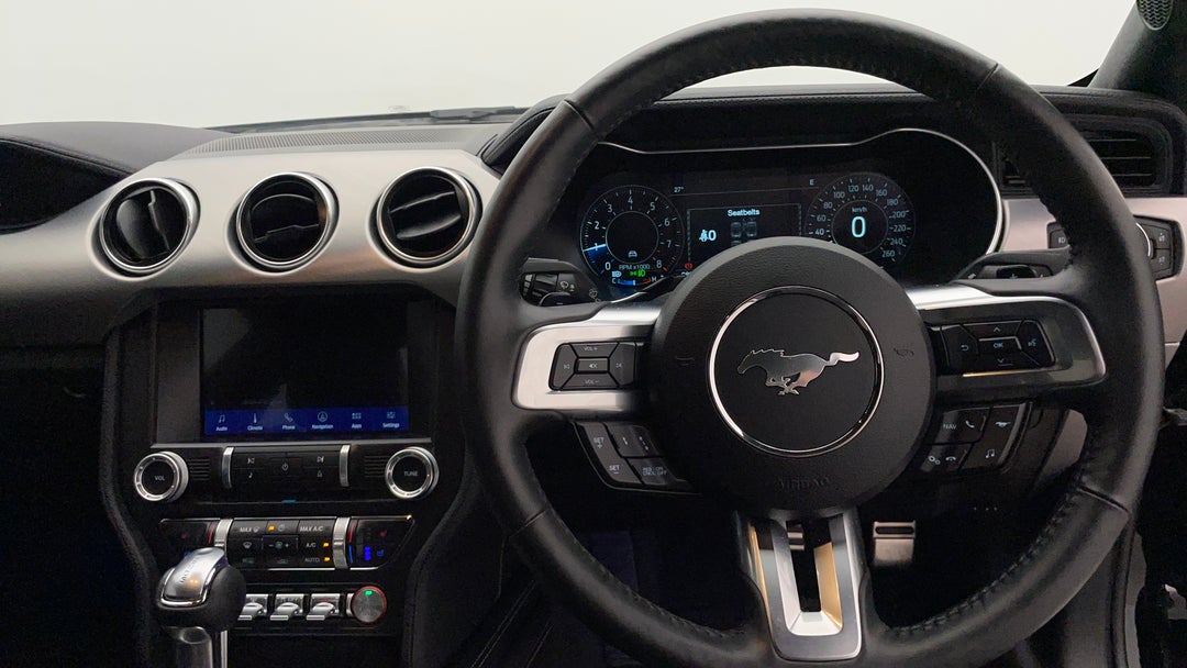 2022 Ford Mustang Gt 5.0 V8, Automatic, 6826 km, Steering Wheel Close-up