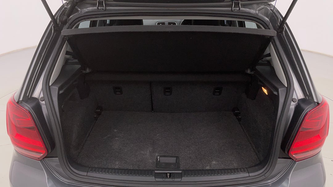 2017 Volkswagen Polo 81 Tsi Comfortline, Automatic, 73127 km, Boot Inside View
