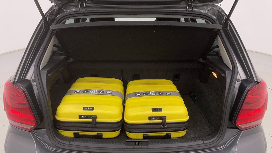 2017 Volkswagen Polo 81 Tsi Comfortline, Automatic, 73127 km, Boot Inside View with Luggage