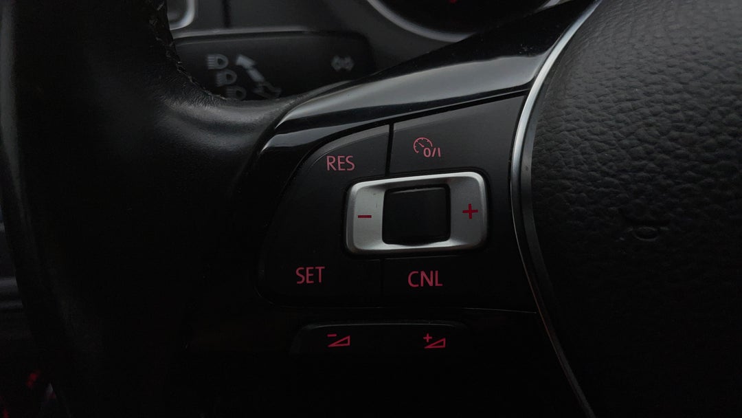 2017 Volkswagen Polo 81 Tsi Comfortline, Automatic, 73127 km, Cruise Control