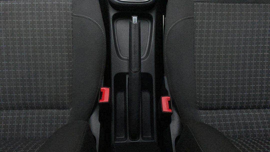 2017 Volkswagen Polo 81 Tsi Comfortline, Automatic, 73127 km, Handbrake