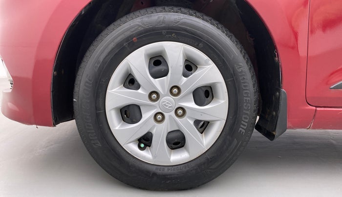 2015 Hyundai Elite i20 SPORTZ 1.2, Petrol, Manual, 75,706 km, Left Front Wheel