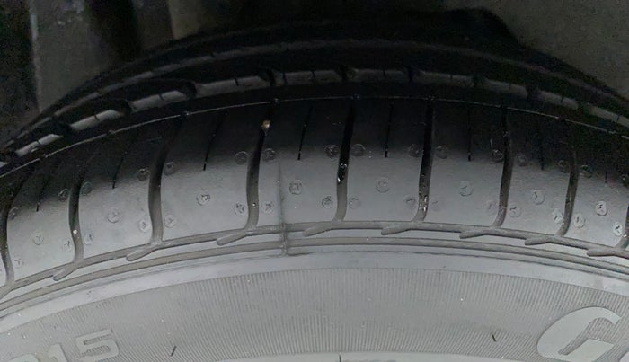 2021 Ford FREESTYLE TITANIUM 1.2 PETROL, Petrol, Manual, 9,350 km, Right Rear Tyre Tread