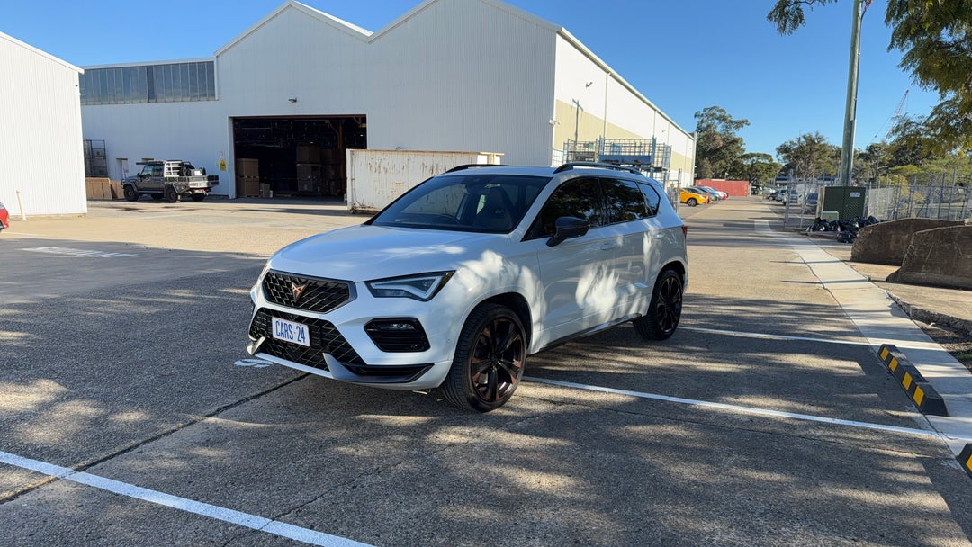 Left Front Diagonal (45- Degree) View