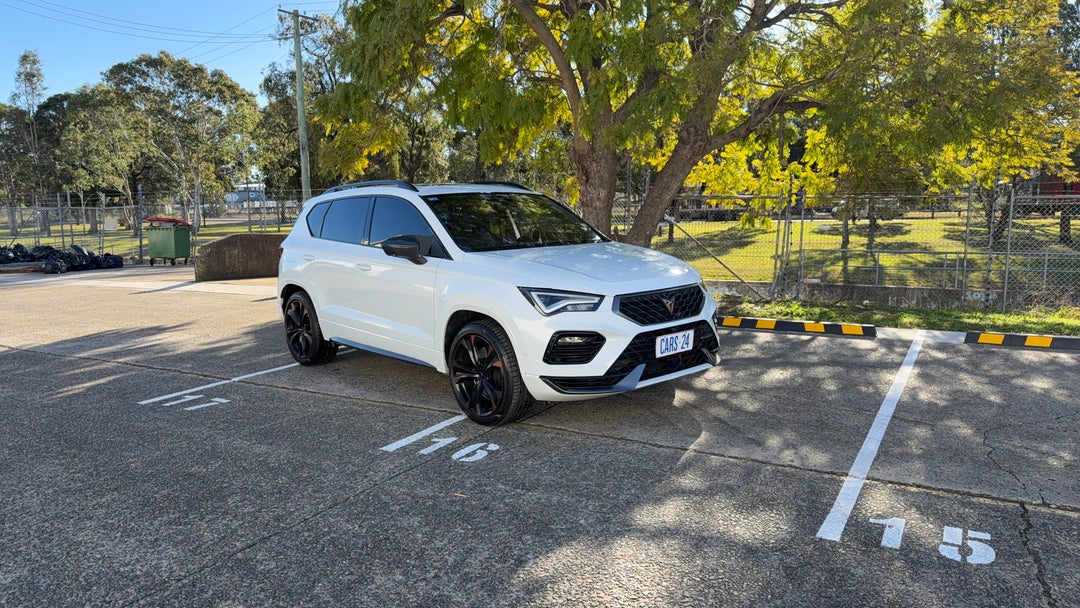 Right Front Diagonal (45- Degree) View