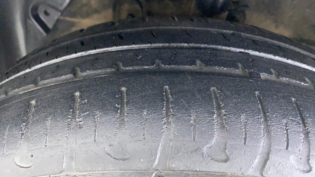 Left Front Tyre Tread