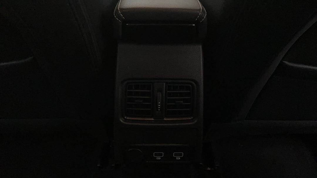 2023 Renault Arkana Zen, Automatic, 50770 km, Rear A/C Vent