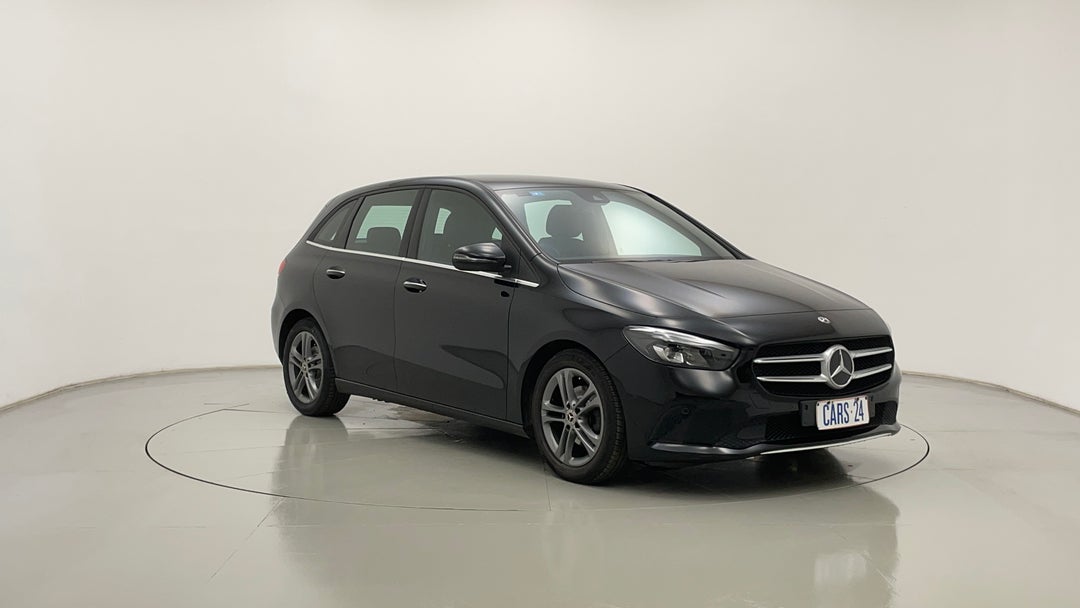 Right Front Diagonal (45- Degree) View