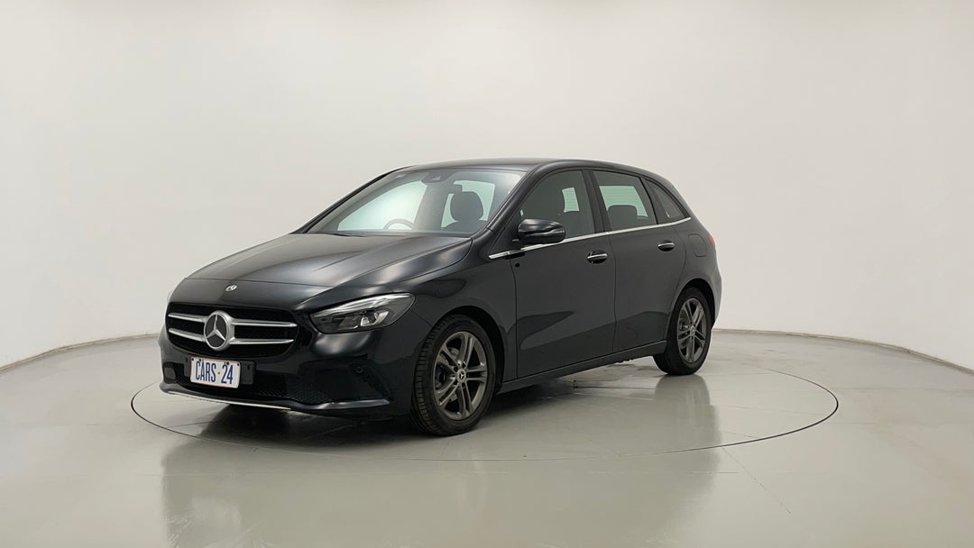 Left Front Diagonal (45- Degree) View