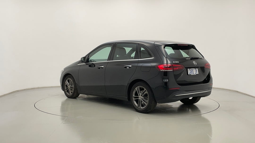 Left Back Diagonal (45- Degree) View