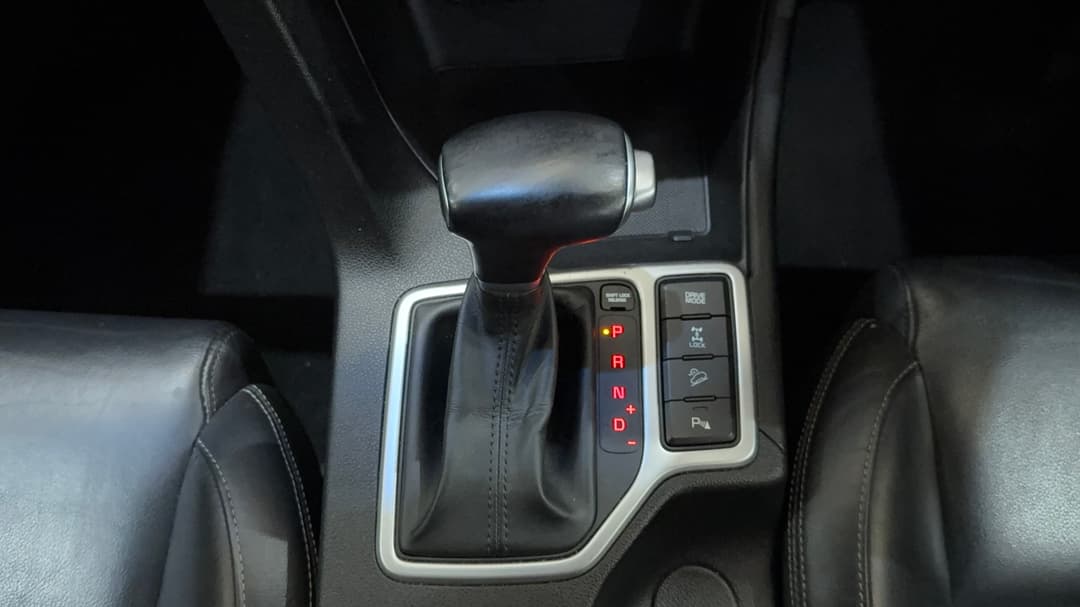 2016 Kia Sportage Sli (AWD), Automatic, 111084 km, Gear Lever 